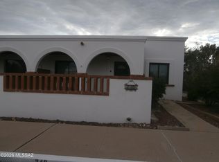 248 S Paseo Lobo Unit D, Green Valley, AZ 85614