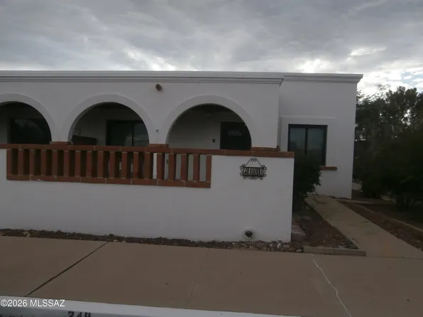 248 S Paseo Lobo Unit D, Green Valley, AZ 85614
