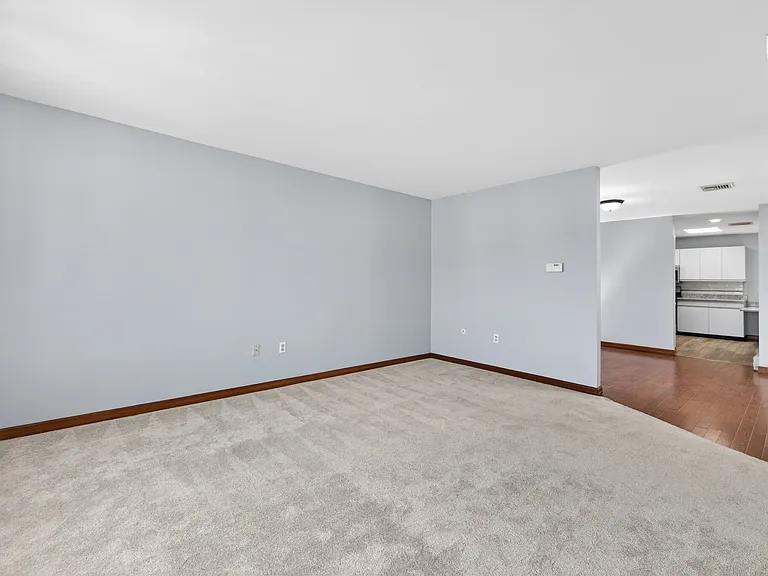243 Newark Ave #2 — Photo 4