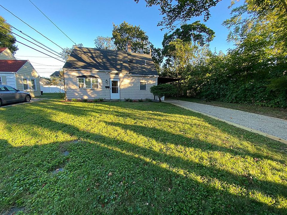 1st image of 3 Garland Ln
