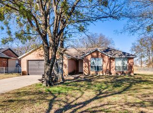 496 Milton St, Nevada, TX 75173