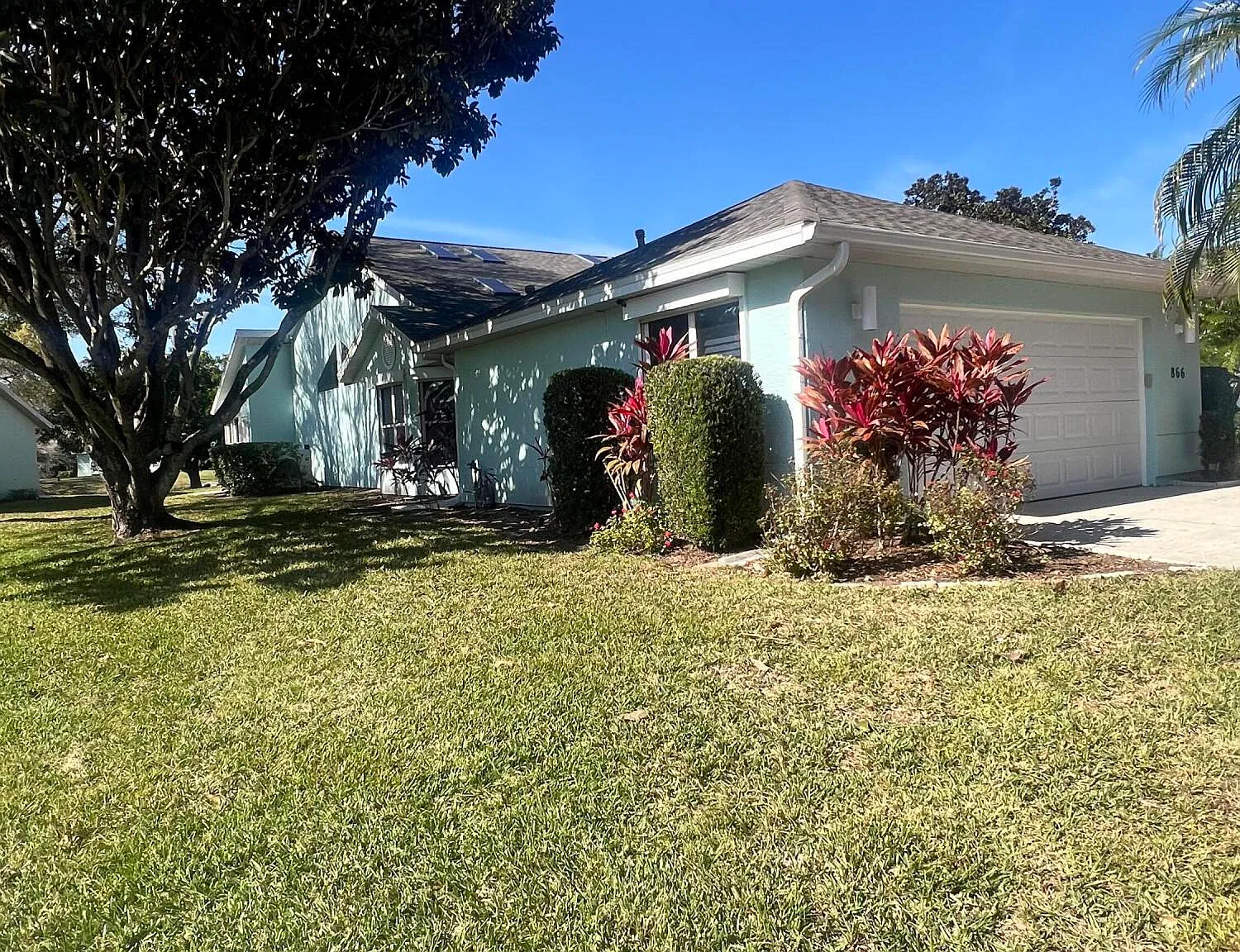 2 bed, 2.0 bath, 1889 sqft, $2,500 — Photo 3