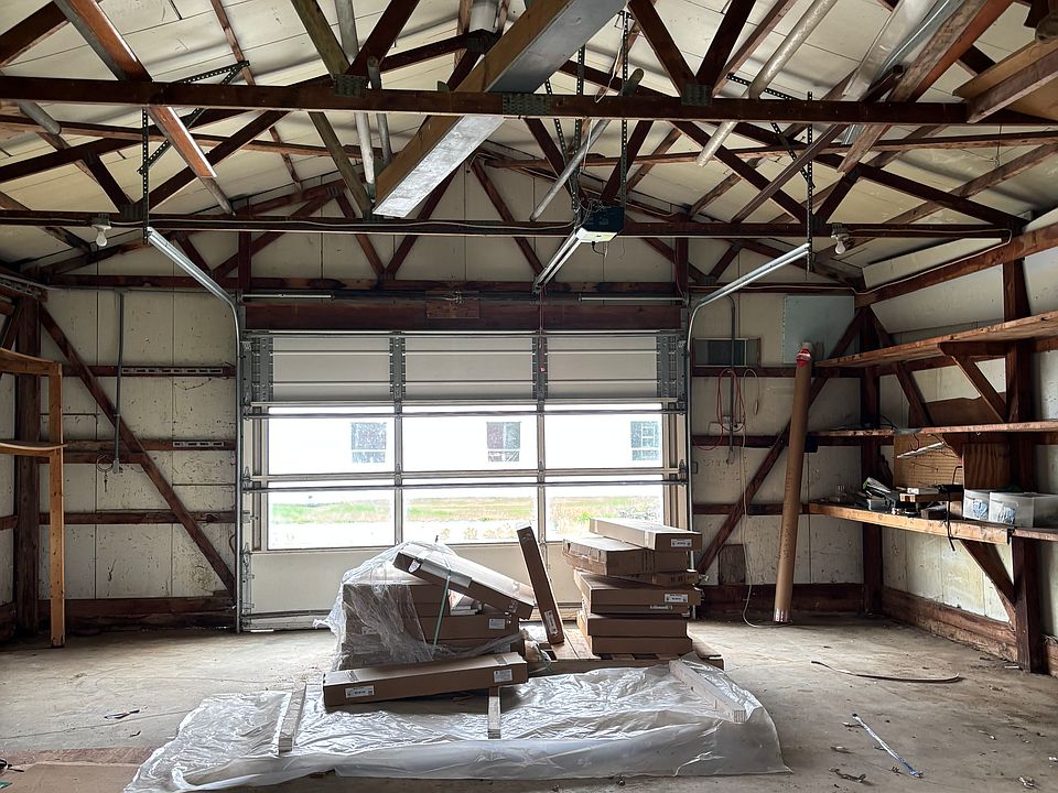 Building Photo 3