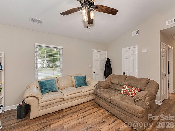 5th image of 10200 Cairnsmore Pl