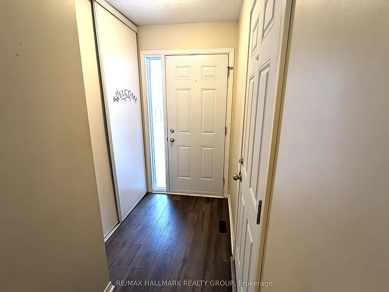 6464 Colony Sq #21 — Photo 3