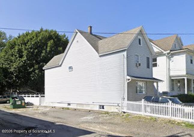 2nd image of 115 N Lincoln Ave