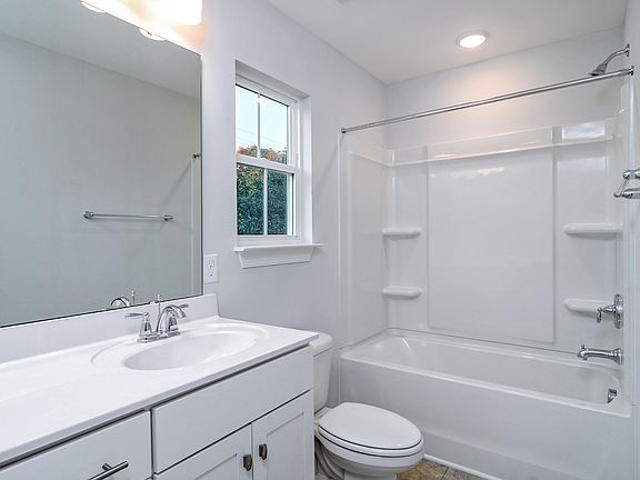 These photos are representative of this floor plan, but all options may not be available in every co