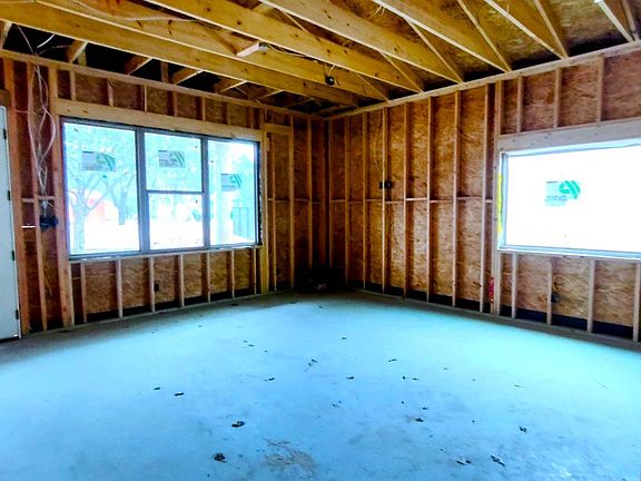 5th image of 746 Pine Ln #144