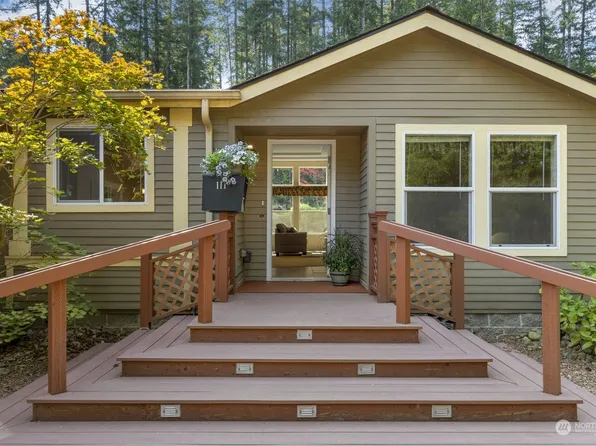 111 NE Raintree Lane, Tahuya, WA 98588