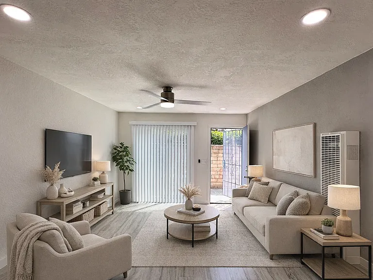 7222 Melrose St #205 — Photo 2