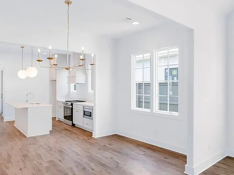 8322 Conduit St — Photo 6