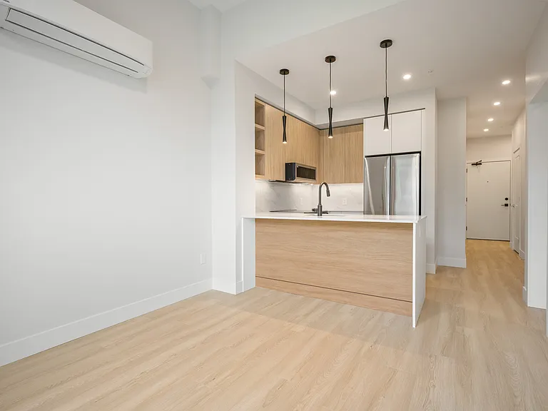 34395 Gladys Ave — Photo 77