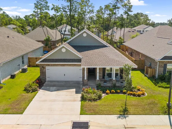56 Beaver Trail Dr, Freeport, FL 32439