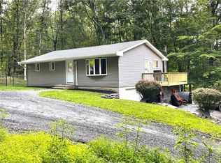 114 Corn Flower Rd, Stroudsburg, PA 18360