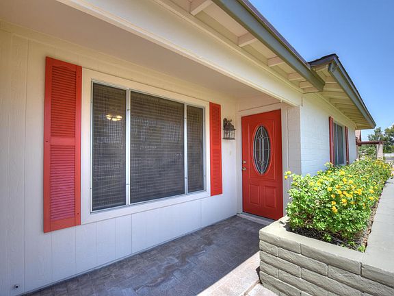 4th image of 4420 W Sandra Cir
