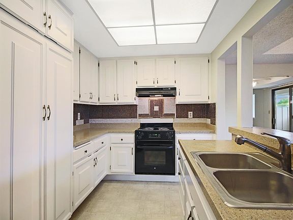 4th image of 5536 Cribari Cir