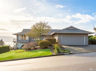 17257 NE 7th Pl, Bellevue, WA 98008