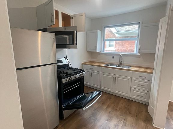 3rd image of 17182 Stoepel Ave