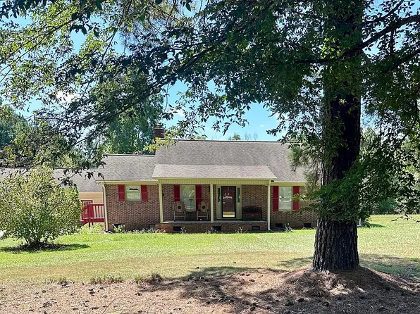 1027 Mount Gallant Rd W, York, SC 29745