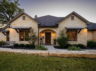118 Glen Lakes Ct, Ingram, TX 78025