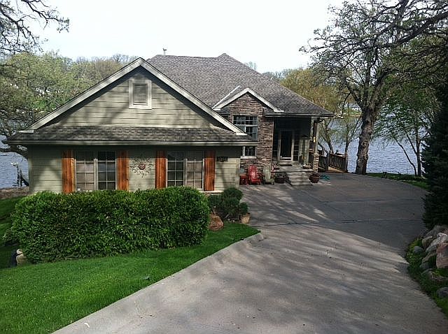 1st image of 8867 Verdon Cir