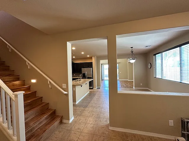 147 E Carob Dr — Photo 5