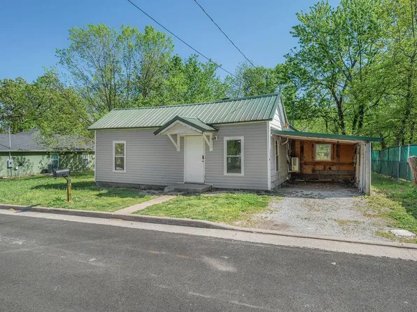 2706 Quincy St, Joplin, MO 64801