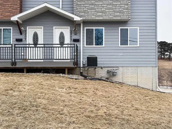 2805 Stone Park Blvd, Sioux City, IA 51104