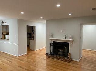 10160 Oakton Terrace Rd, Oakton, VA 22124