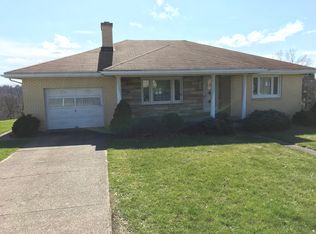 13 Milton Ln, Wheeling, WV