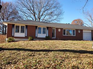 714 Manzanola Ln, Smithville, MO 64089