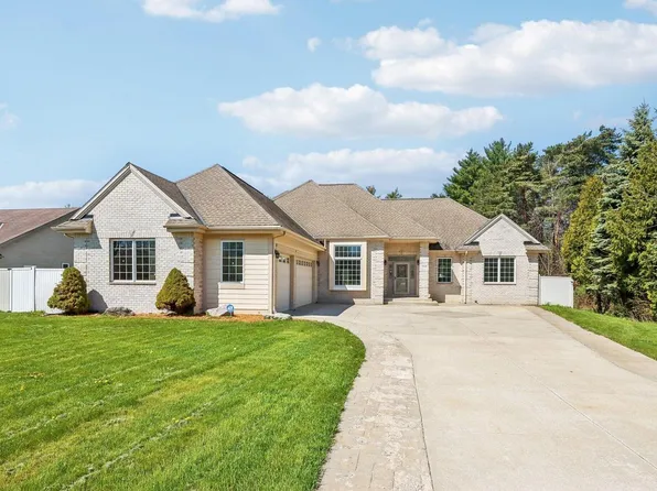 9117 South 20th STREET, Oak Creek, WI 53154