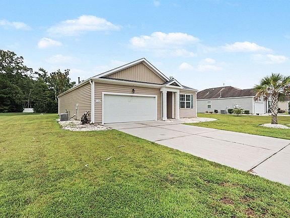 3rd image of 124 Rialto Dr.