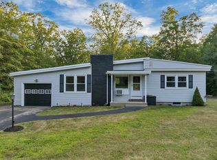 1 Mockingbird Hill Rd, Windham, NH 03087