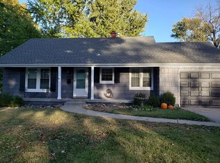 6601 W 73rd St, Overland Park, KS 66204