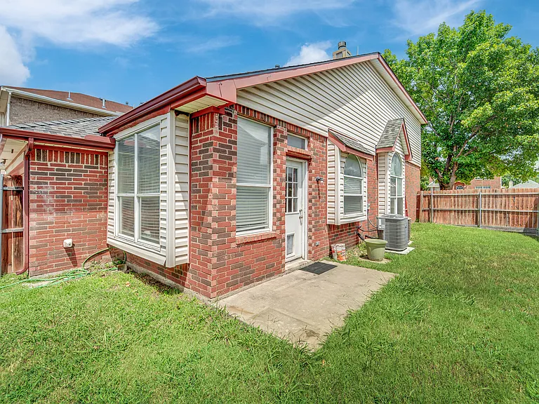 1410 Post Oak Dr — Photo 27