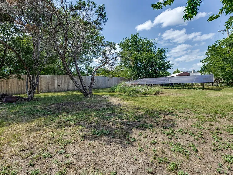 8602 Skyview — Photo 24