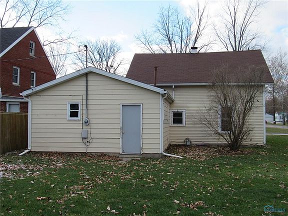 4th image of 301 Avenue A