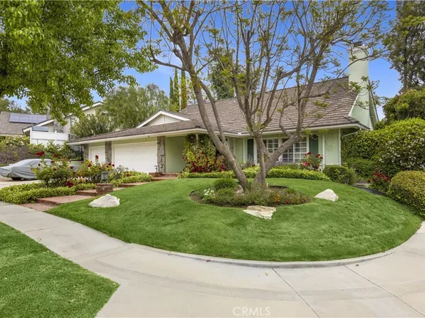 5204 Ambridge Dr, Calabasas, CA 91301