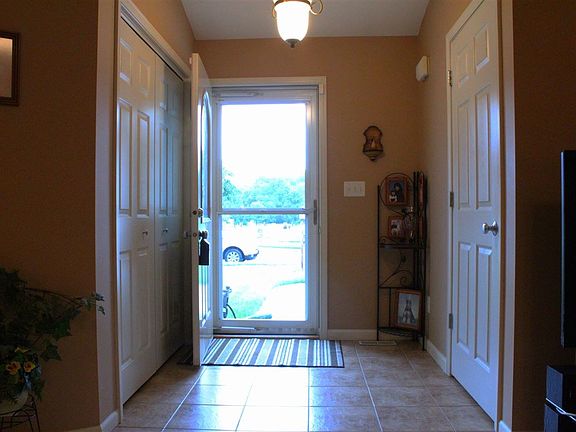 4th image of 3721 Woodfield Ln