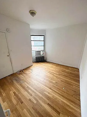 Rented by Guidance Realty Corp. | media 8