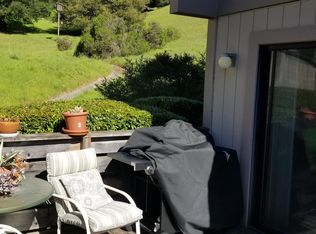 13 Larkspur Ln, Novato, CA 94947