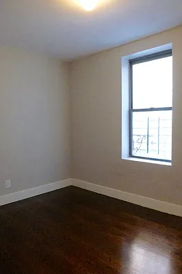 Rented by Bohemia Realty Group | media 23