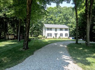 7 Side Cut Rd, Redding, CT 06896