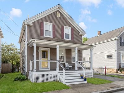 31 Russell Ave, Newport, RI, 02840