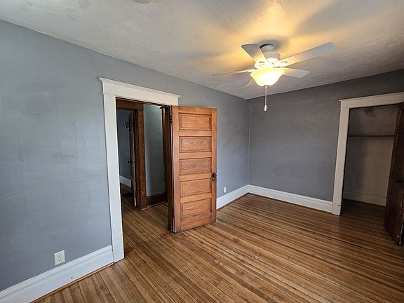 3rd image of 511 S Frederick Ave