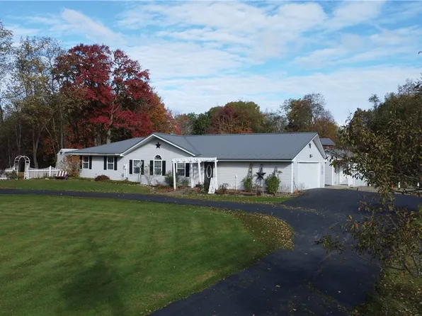 13416 W Washington St, Corry, PA 16407