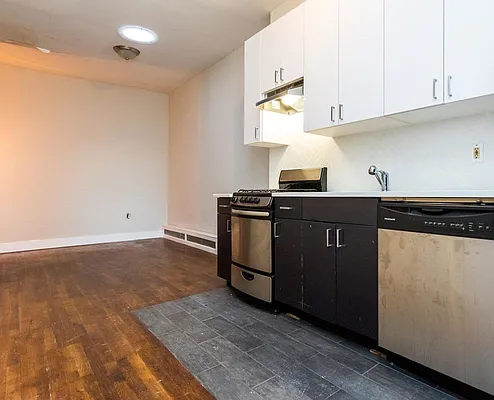 Rented by EXR | media 23