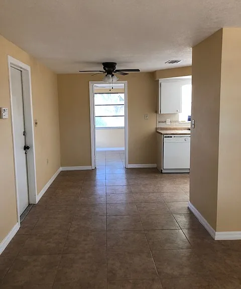 3137 Atlantis Dr — Photo 4