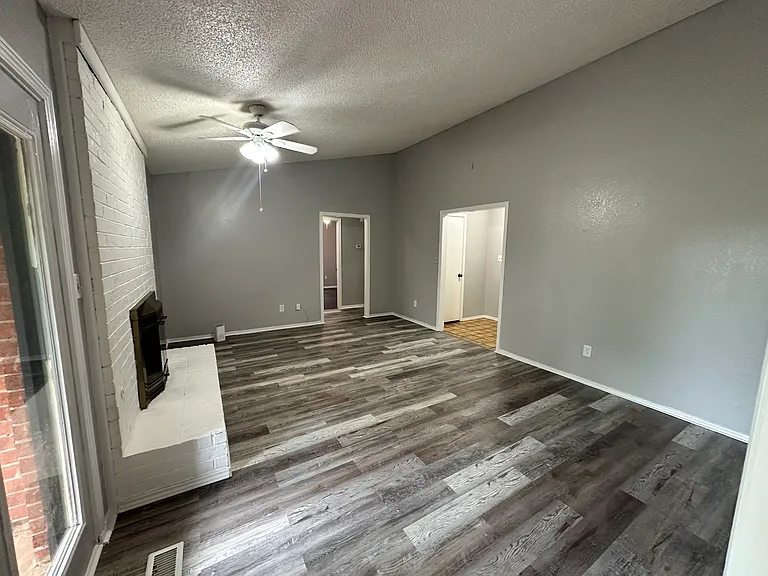 3628 Peregrine Dr — Photo 6